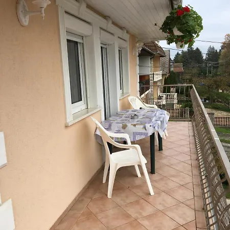 Central Apartments Lejlighed